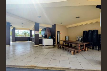 Casa de condomínio à venda com 160m², 3 quartos e 2 vagas Casa de condomínio à venda com 160m², 3 quartos e 2 vagasÁrea comum - Churrasqueira