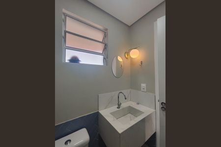 Casa de condomínio à venda com 160m², 3 quartos e 2 vagas Casa de condomínio à venda com 160m², 3 quartos e 2 vagasLavabo