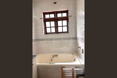 Casa à venda com 367m², 4 quartos e 3 vagas