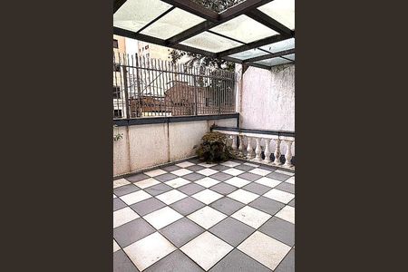 Casa à venda com 367m², 4 quartos e 3 vagas