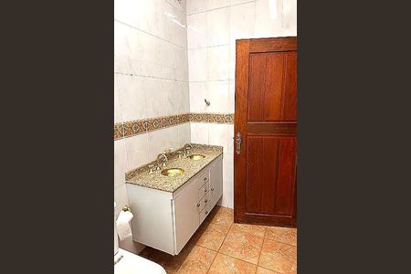 Casa à venda com 367m², 4 quartos e 3 vagas