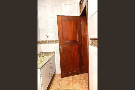 Casa à venda com 367m², 4 quartos e 3 vagas