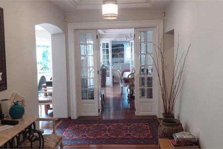 Casa à venda com 406m², 4 quartos e 4 vagas