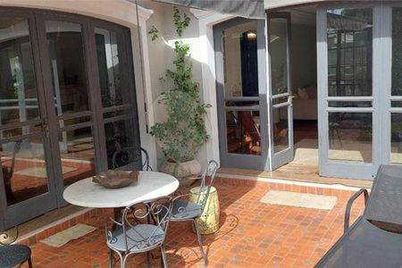 Casa à venda com 406m², 4 quartos e 4 vagas