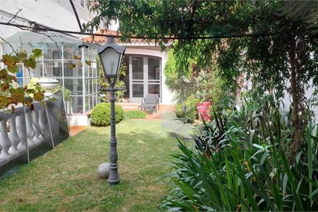 Casa à venda com 406m², 4 quartos e 4 vagas