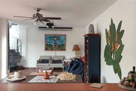 Casa à venda com 4 quartos, 406m² em Pacaembu, São Paulo