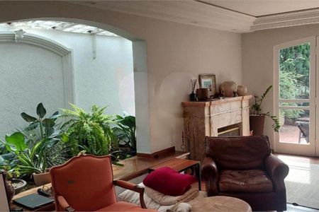 Casa à venda com 4 quartos, 406m² em Pacaembu, São Paulo