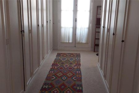 Casa à venda com 406m², 4 quartos e 4 vagas