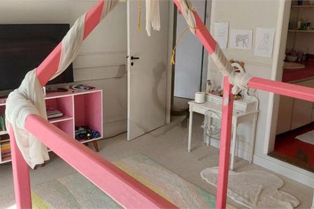 Casa à venda com 406m², 4 quartos e 4 vagas