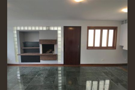 Casa de Condomínio à venda com 3 quartos, 180m² em Vila Elvira, São Paulo