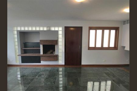 Casa de Condomínio à venda com 3 quartos, 180m² em Vila Elvira, São Paulo