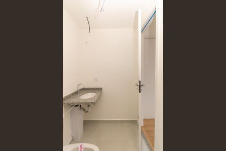 Apartamento à venda com 30m², 1 quarto e sem vagaBanheiro da Suíte