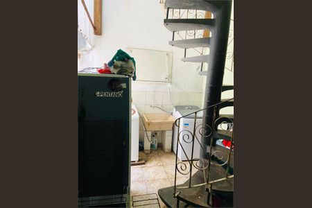 Casa à venda com 2 quartos, 100m² em Vila São José, São Paulo