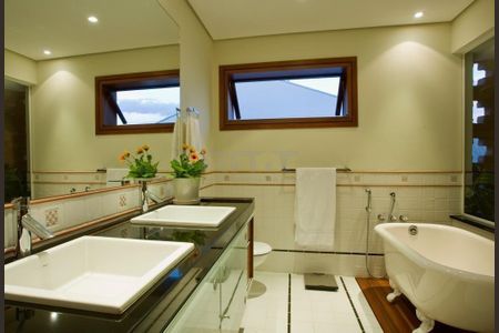 Casa à venda com 500m², 3 quartos e 3 vagas