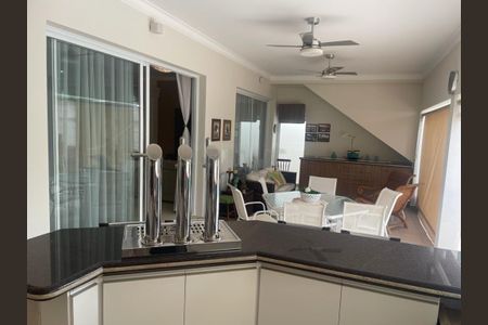 Casa à venda com 190m², 3 quartos e 2 vagas