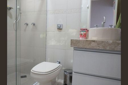Casa à venda com 190m², 3 quartos e 2 vagas