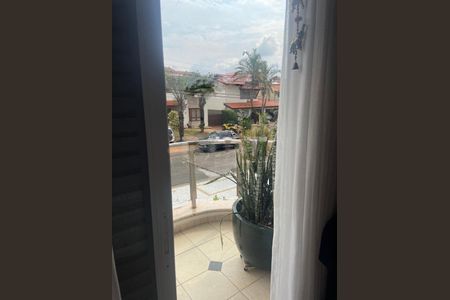 Casa à venda com 190m², 3 quartos e 2 vagas