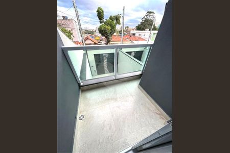 Casa à venda com 3 quartos, 100m² em Parque Tomas Saraiva, São Paulo