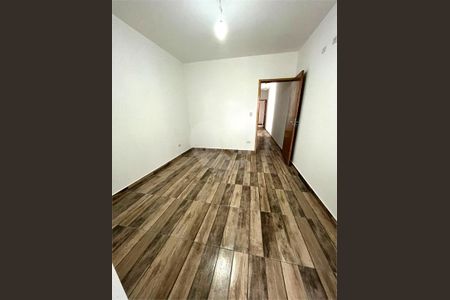 Casa à venda com 3 quartos, 100m² em Parque Tomas Saraiva, São Paulo