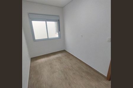 Casa à venda com 3 quartos, 200m² em Vila Salete, São Paulo