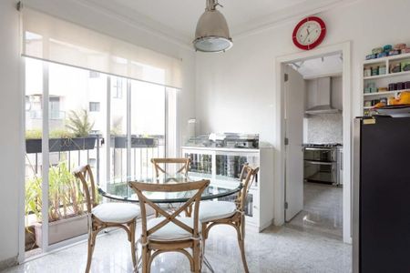 Apartamento à venda com 4 quartos, 302m² em Vila Uberabinha, São Paulo