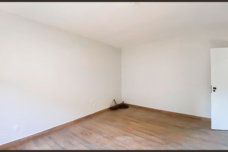 Casa para alugar com 550m², 5 quartos e 20 vagas Casa para alugar com 550m², 5 quartos e 20 vagasQuarto 1