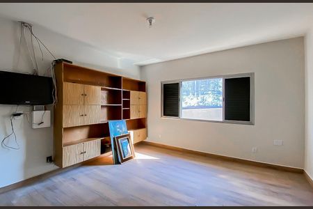 Casa para alugar com 550m², 5 quartos e 20 vagas Casa para alugar com 550m², 5 quartos e 20 vagasQuarto 1