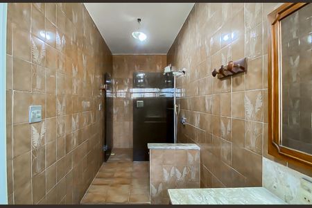 Casa para alugar com 550m², 5 quartos e 20 vagas Casa para alugar com 550m², 5 quartos e 20 vagasBanheiro da Suíte 2