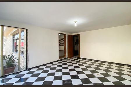 Casa para alugar com 550m², 5 quartos e 20 vagas Casa para alugar com 550m², 5 quartos e 20 vagasSala