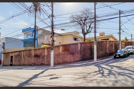 Casa para alugar com 550m², 5 quartos e 20 vagas Casa para alugar com 550m², 5 quartos e 20 vagasFachada