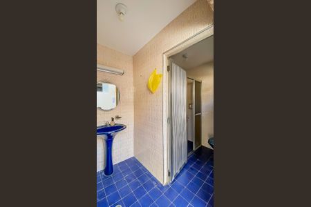 Casa para alugar com 550m², 5 quartos e 20 vagas Casa para alugar com 550m², 5 quartos e 20 vagasBanheiro de serviço