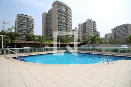 Apartamento à venda com 68m², 2 quartos e 1 vagaÁrea comum - Piscina