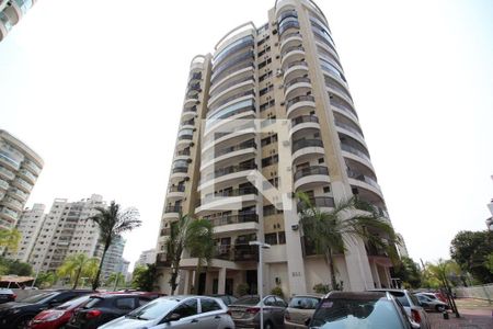 Apartamento à venda com 68m², 2 quartos e 1 vagaFachada