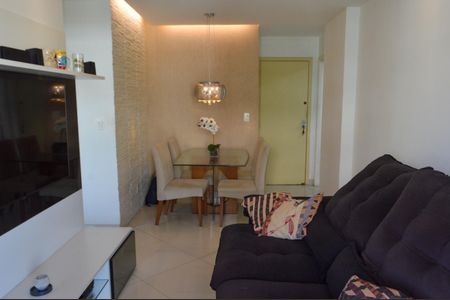 Sala de apartamento à venda com 2 quartos, 68m² em Barra Olímpica, Rio de Janeiro