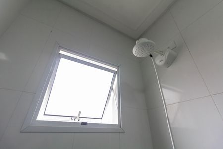 Casa à venda com 100m², 2 quartos e 2 vagasBanheiro 2