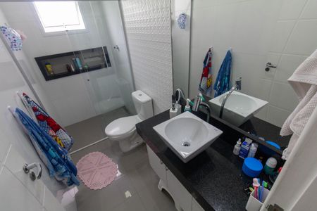 Casa à venda com 100m², 2 quartos e 2 vagasBanheiro 2