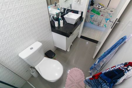 Casa à venda com 100m², 2 quartos e 2 vagasBanheiro 2