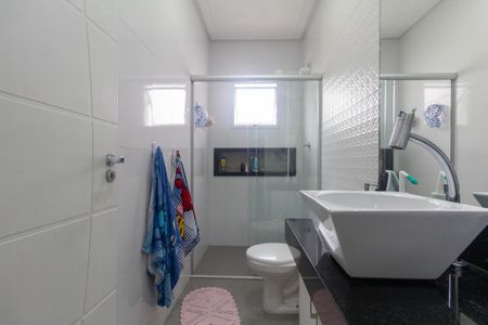 Casa à venda com 100m², 2 quartos e 2 vagasBanheiro 2