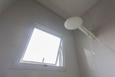 Casa à venda com 100m², 2 quartos e 2 vagasBanheiro 1