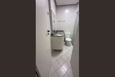 Apartamento à venda com 221m², 4 quartos e 3 vagas Apartamento à venda com 221m², 4 quartos e 3 vagasBanheiro 1