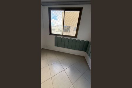 Apartamento à venda com 221m², 4 quartos e 3 vagas Apartamento à venda com 221m², 4 quartos e 3 vagasQuarto 1