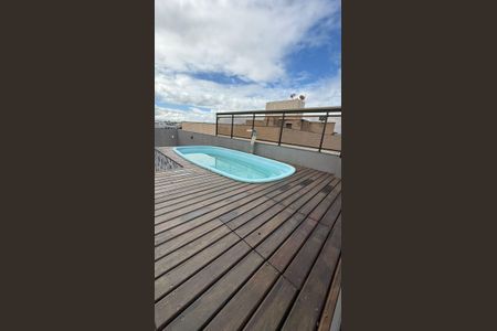 Apartamento à venda com 221m², 4 quartos e 3 vagas Apartamento à venda com 221m², 4 quartos e 3 vagasPiscina