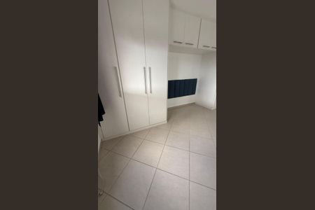 Apartamento à venda com 221m², 4 quartos e 3 vagas Apartamento à venda com 221m², 4 quartos e 3 vagasQuarto 2