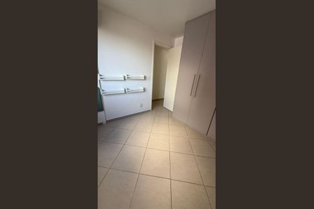 Apartamento à venda com 221m², 4 quartos e 3 vagas Apartamento à venda com 221m², 4 quartos e 3 vagasQuarto 1
