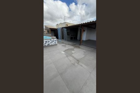 Apartamento à venda com 221m², 4 quartos e 3 vagas Apartamento à venda com 221m², 4 quartos e 3 vagasPiscina