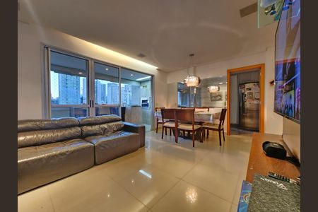 Apartamento à venda com 103m², 3 quartos e 2 vagasSala