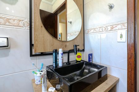 Casa para alugar com 250m², 3 quartos e 3 vagasBanheiro Social