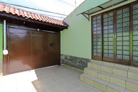 Casa para alugar com 250m², 3 quartos e 3 vagasQuintal