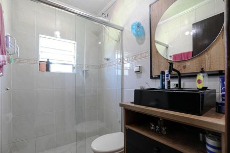 Casa para alugar com 250m², 3 quartos e 3 vagasBanheiro Social