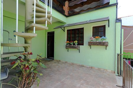 Casa para alugar com 250m², 3 quartos e 3 vagasSacada